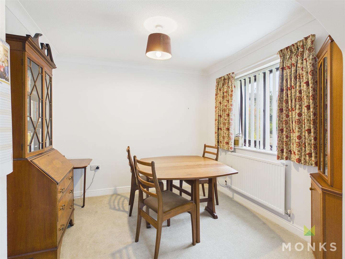 22 Llanforda Mead, Oswestry, SY11 1TS For Sale